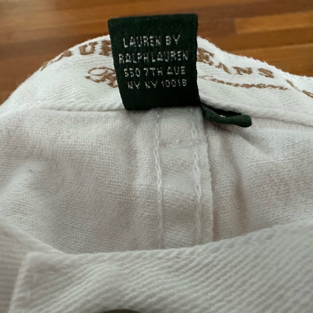 Ralph Lauren white jeans. Size 8. - Picture 4 of 5